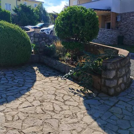 Dream In * Klenovica